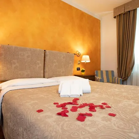 Arcobaleno Hotel Sienne