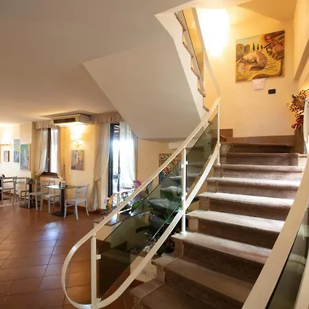 Hotel Arcobaleno 3*