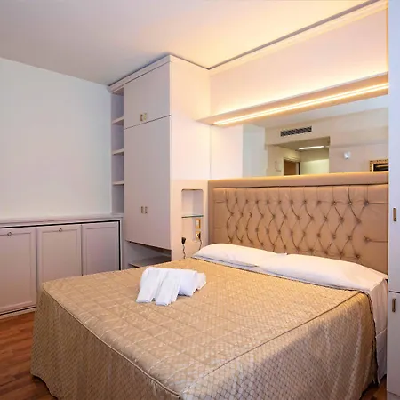 Arcobaleno Hotel Sienne